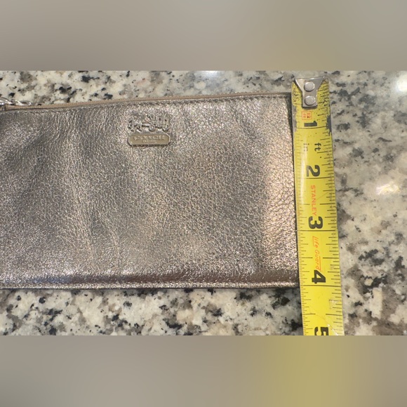 Coach wristlet - Picture 7 of 7